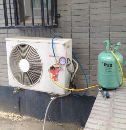 龙文空调加氟